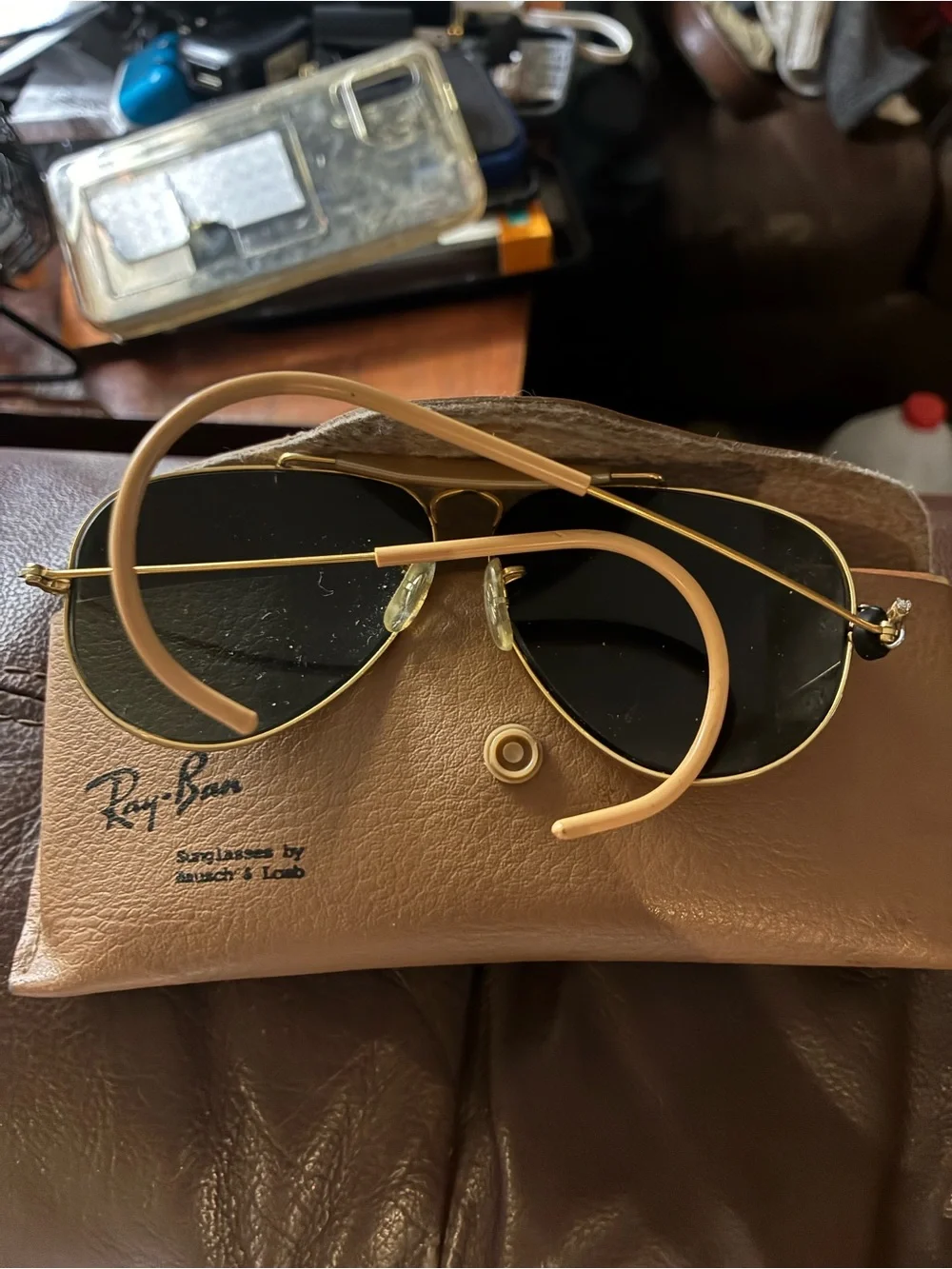 Ray-Ban Gold Frame Brown Lens Aviator Sunglasses